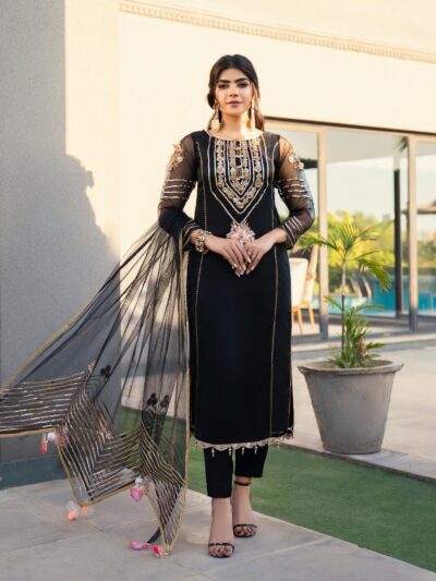 Eva (M-101 Black)