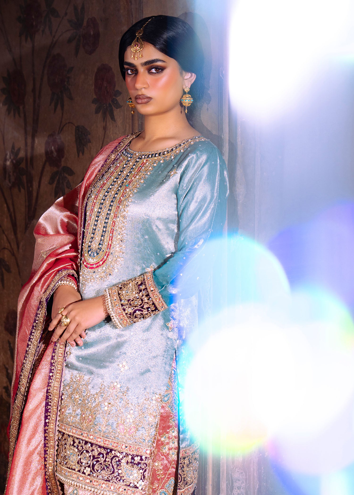 Haseens Official Zarnīgār - Image 9